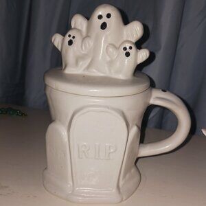 Ghost Family lidded Mug